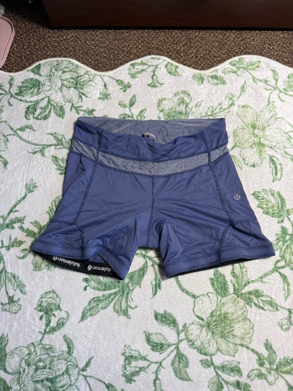 lululemon purple bike shorts